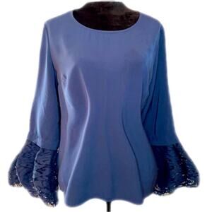 EUC - Truly Poppy Bailee Lace Bell Sleeve Top in Navy Blue - Large